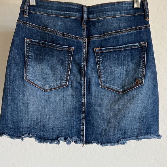 Indigo Rein Women’s Denim Skirt Size 5 - Picture 2 of 3